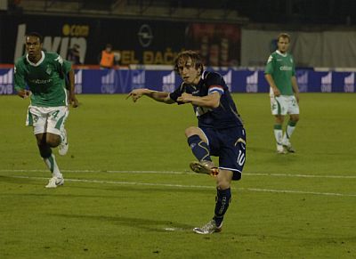 200708300152penal.jpg